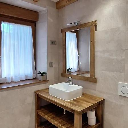 Launtzin Landetxea *