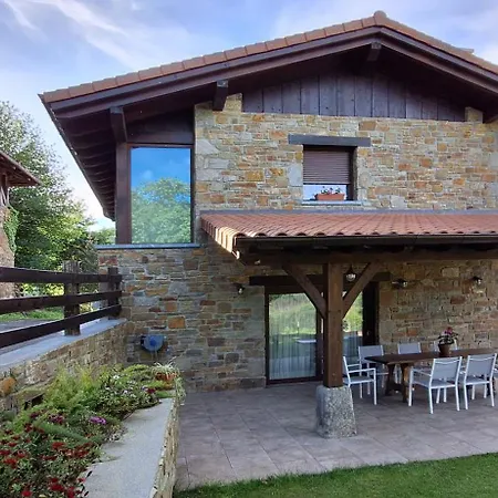 Launtzin Landetxea Feriehus *