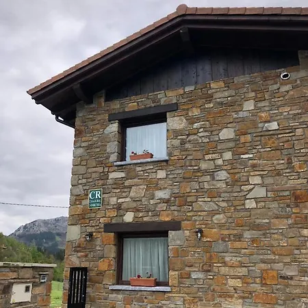 Holiday home Launtzin Landetxea