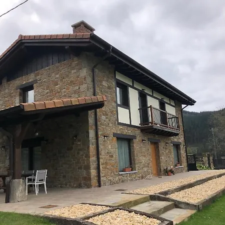 Launtzin Landetxea بيت للعطل Areatza
